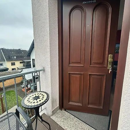 Katharina Im Weinort An Der Mosel *